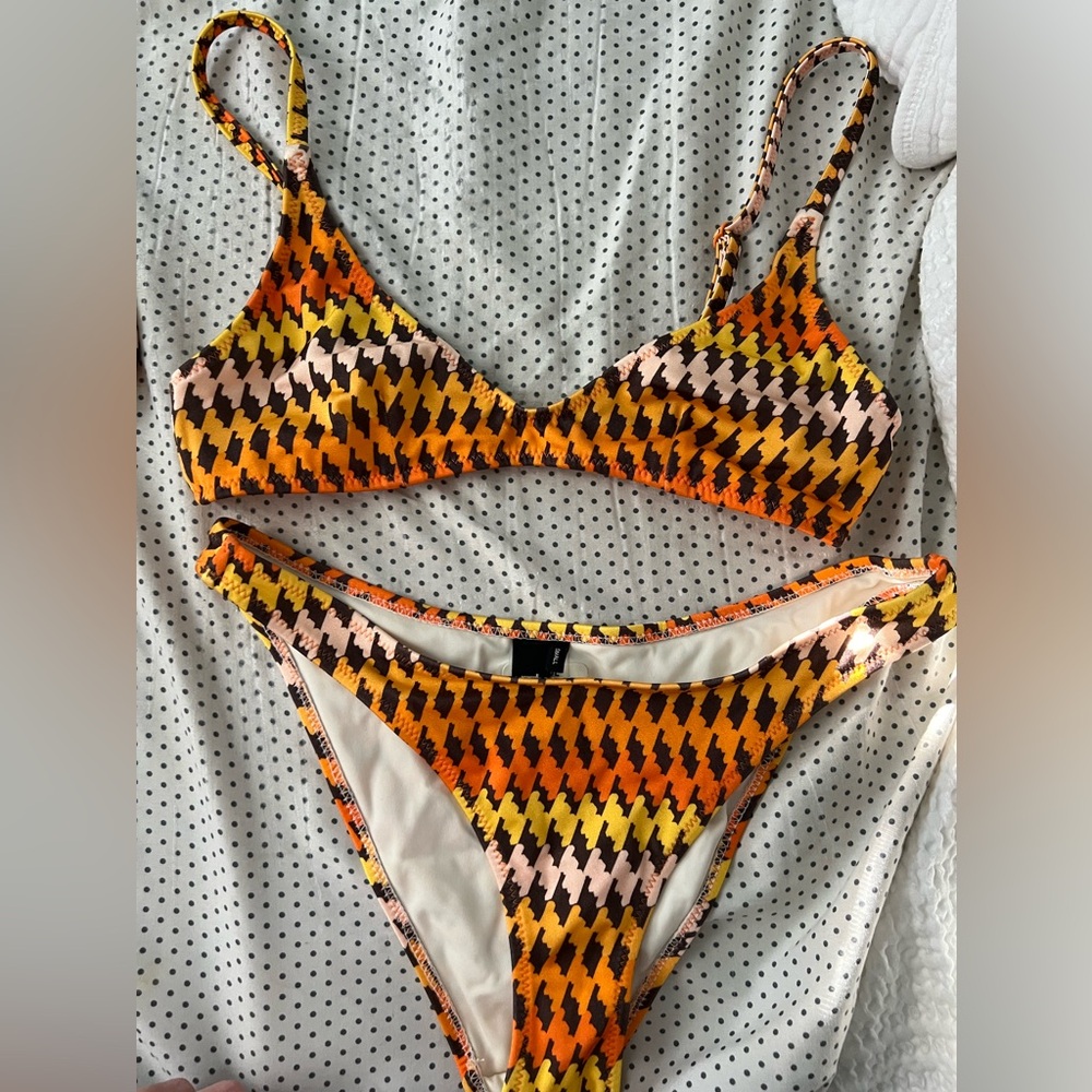 Triangl Bikini Size Xs Top /Small Bottom